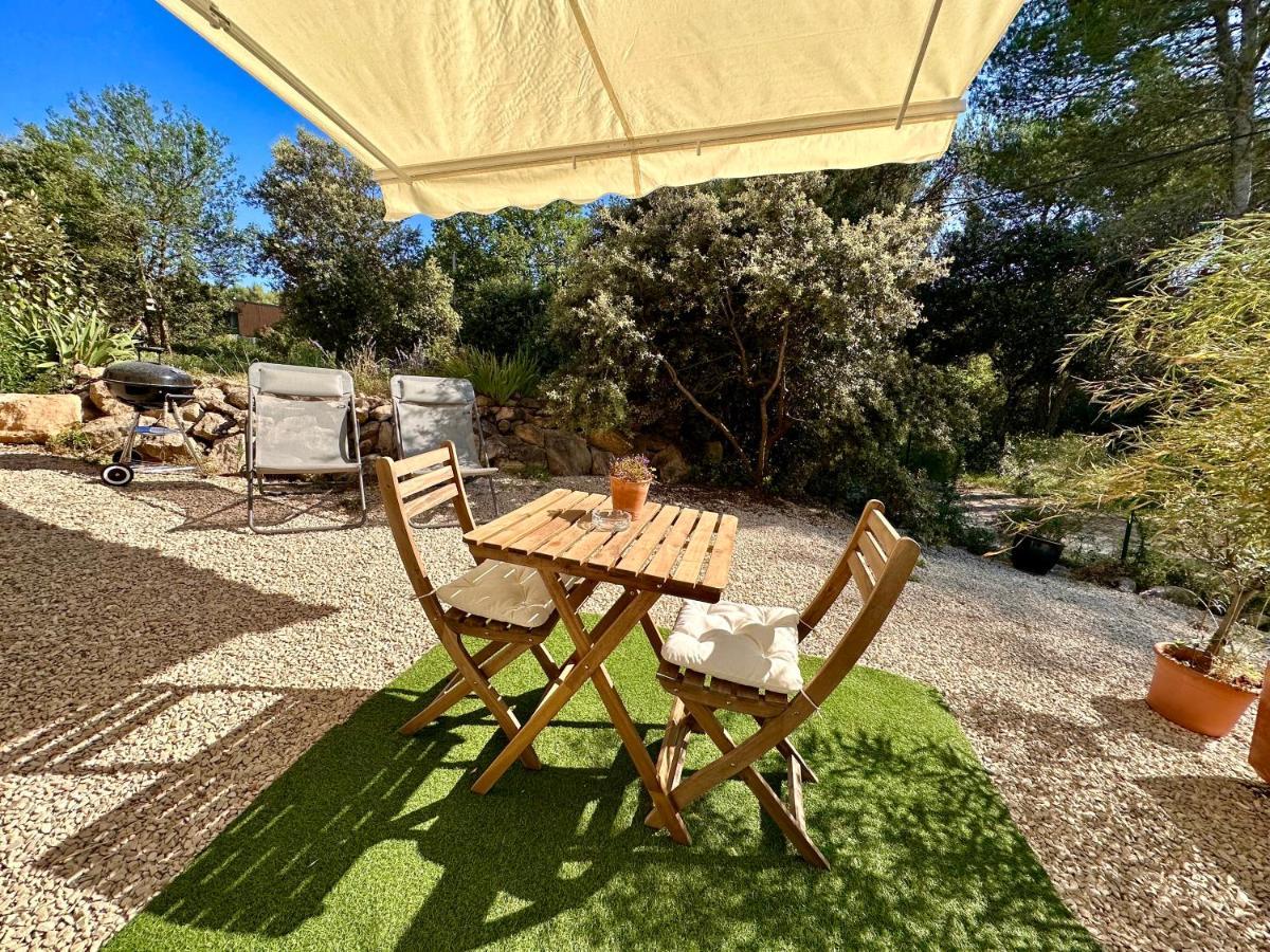 Paisible Studio Tout Neuf En Lisiere De Foret Peyrolles-en-Provence Dış mekan fotoğraf